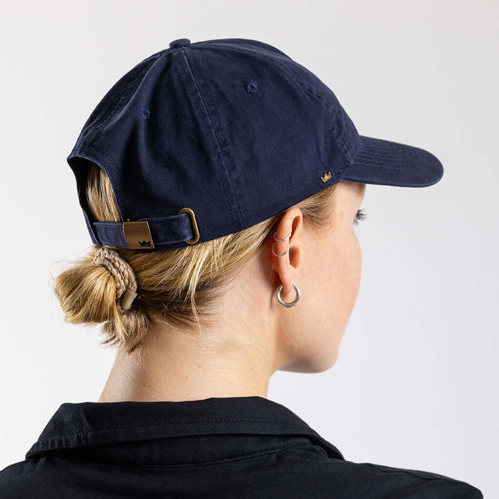 Curved Vintage Strapback Peak Cap - Navy